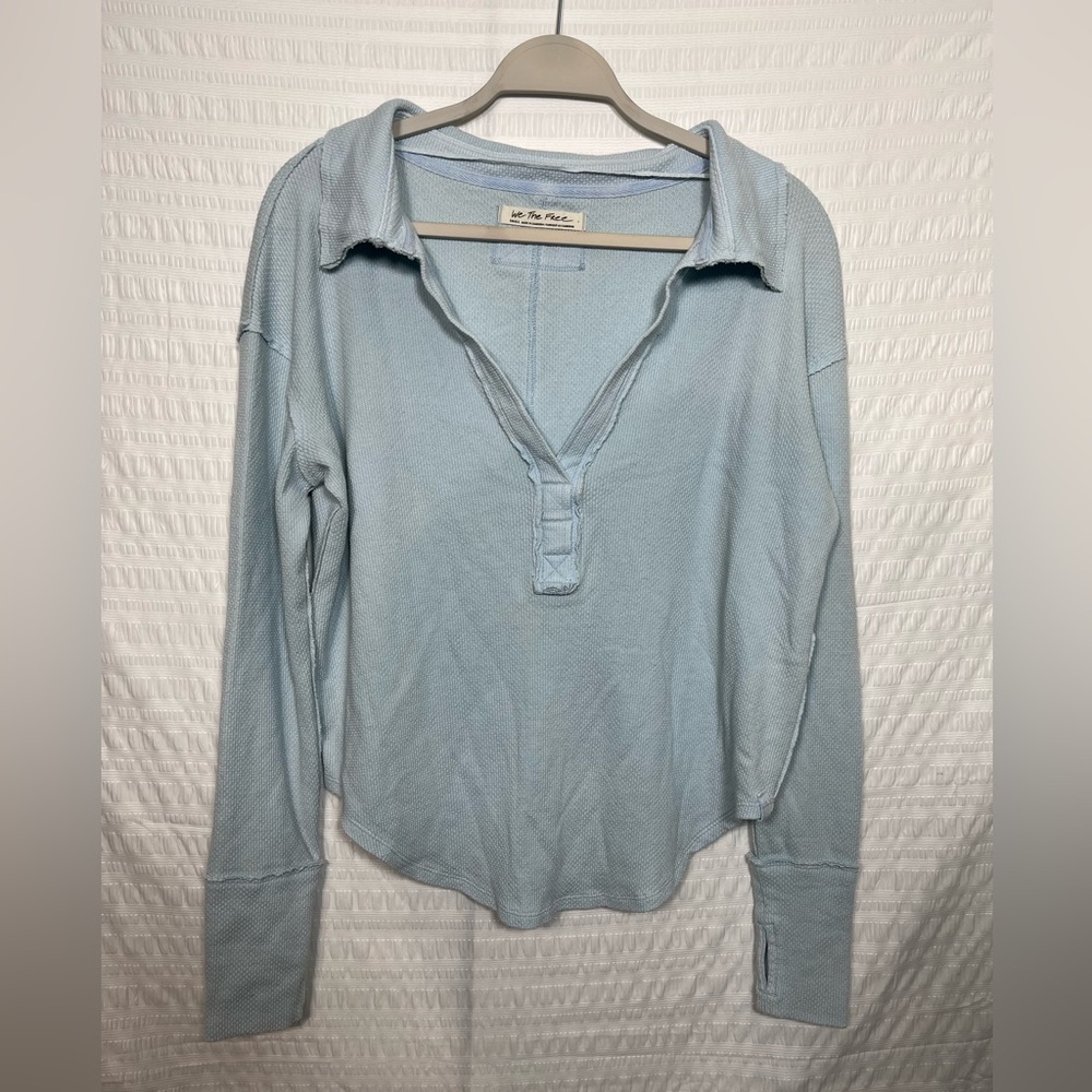 Free People We The Free Top Anakin Thermal Knit Collared V-Neck Size Small Blue